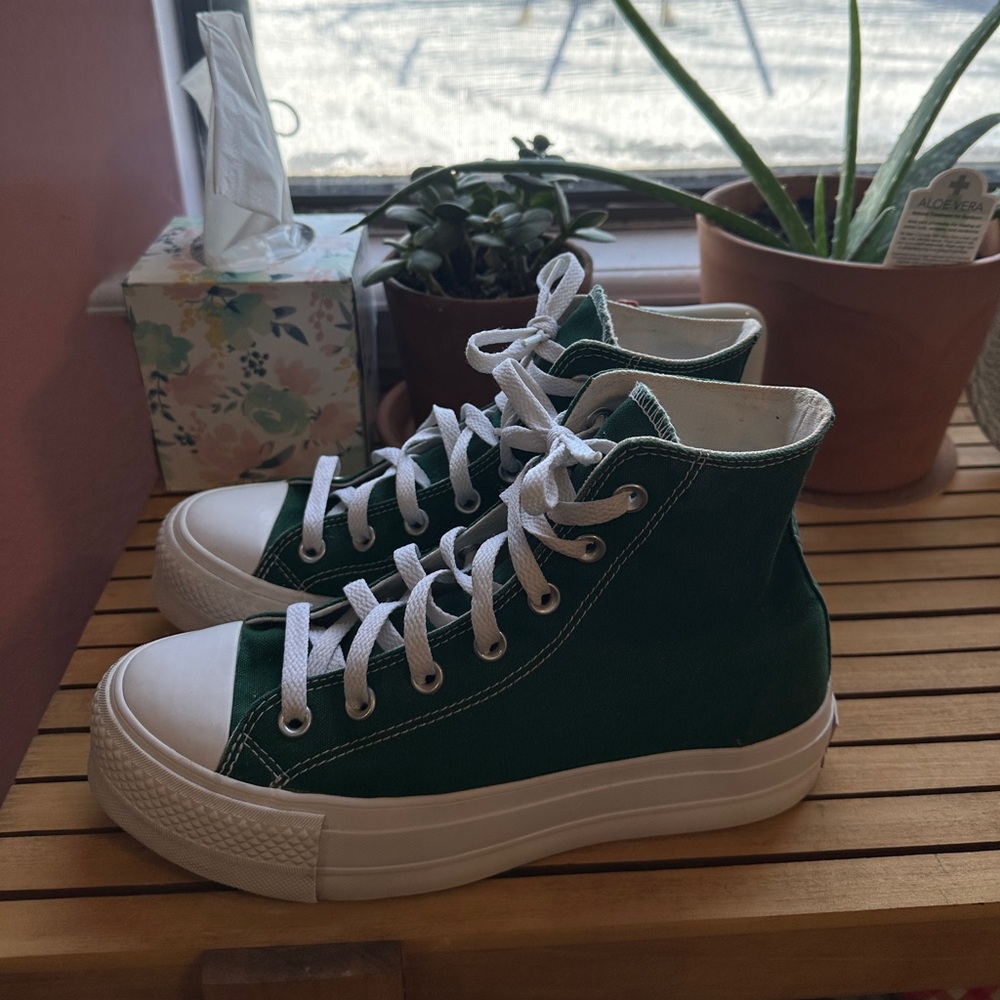 Platform Converse